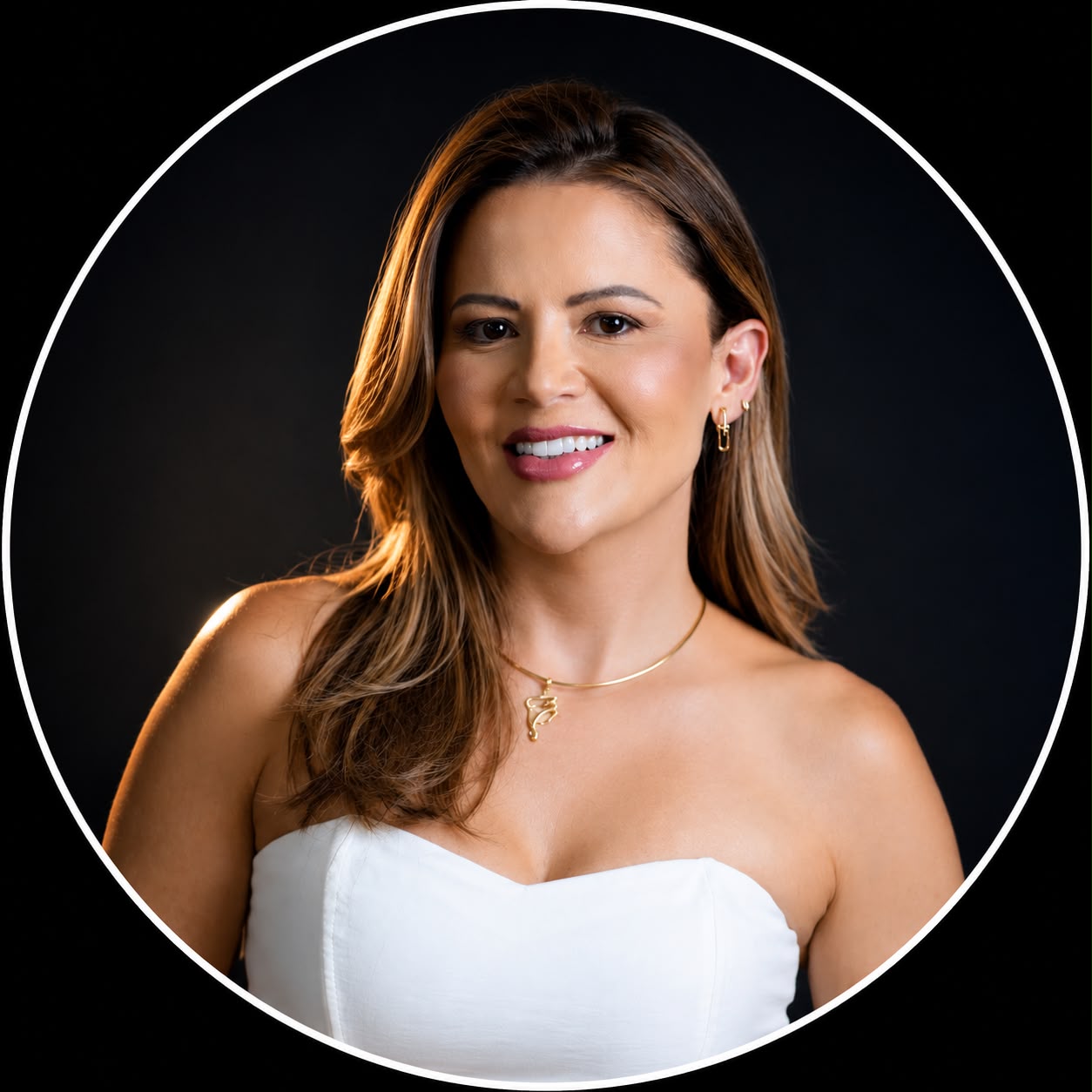 Dra. Mônica Alves, proprietária da Clínica Santa Mônica Saúde